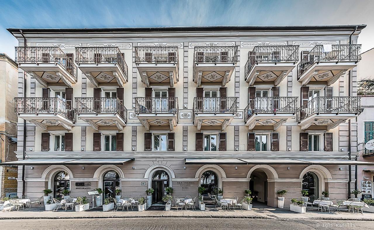 פינאלה ליגורה Hotel San Pietro Palace מראה חיצוני תמונה